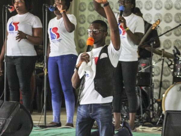 42149034_2189652597946191_3858099638015885312_n